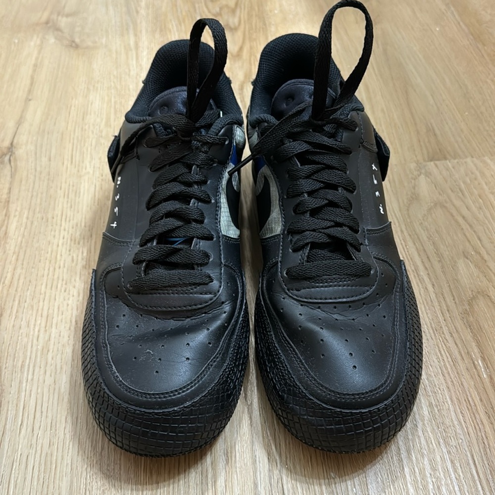 NIKE AIR FORCE 1 TYPE Black